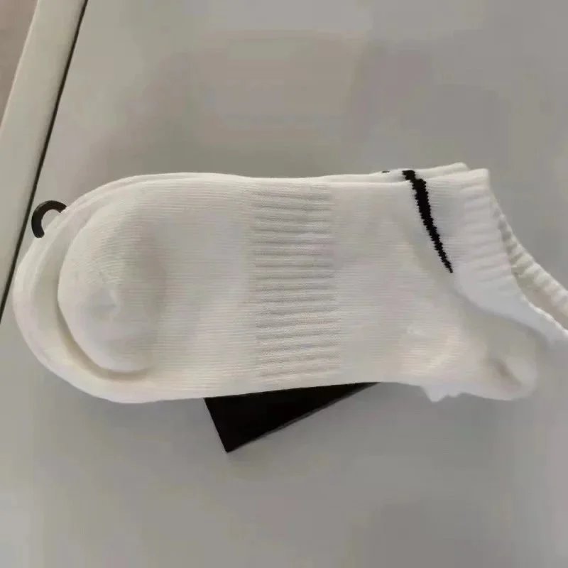 四季薄款船袜白色;